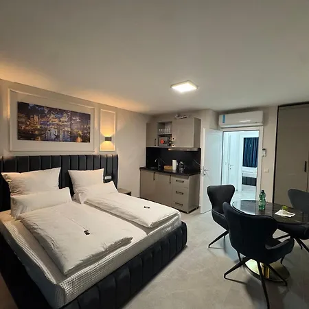 Am Rhein Lejlighedshotel 3*