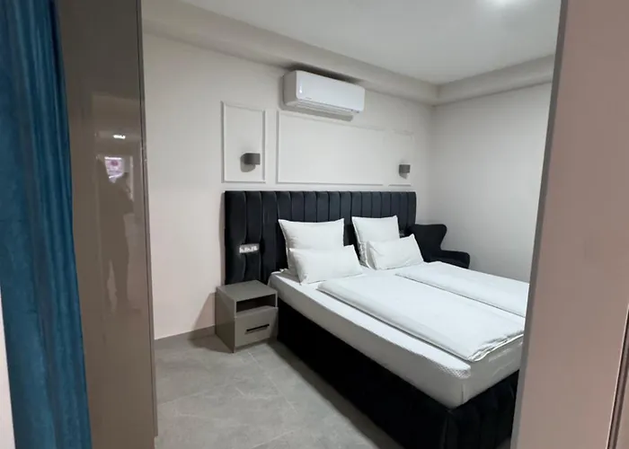 Aparthotel Am Rhein 3*